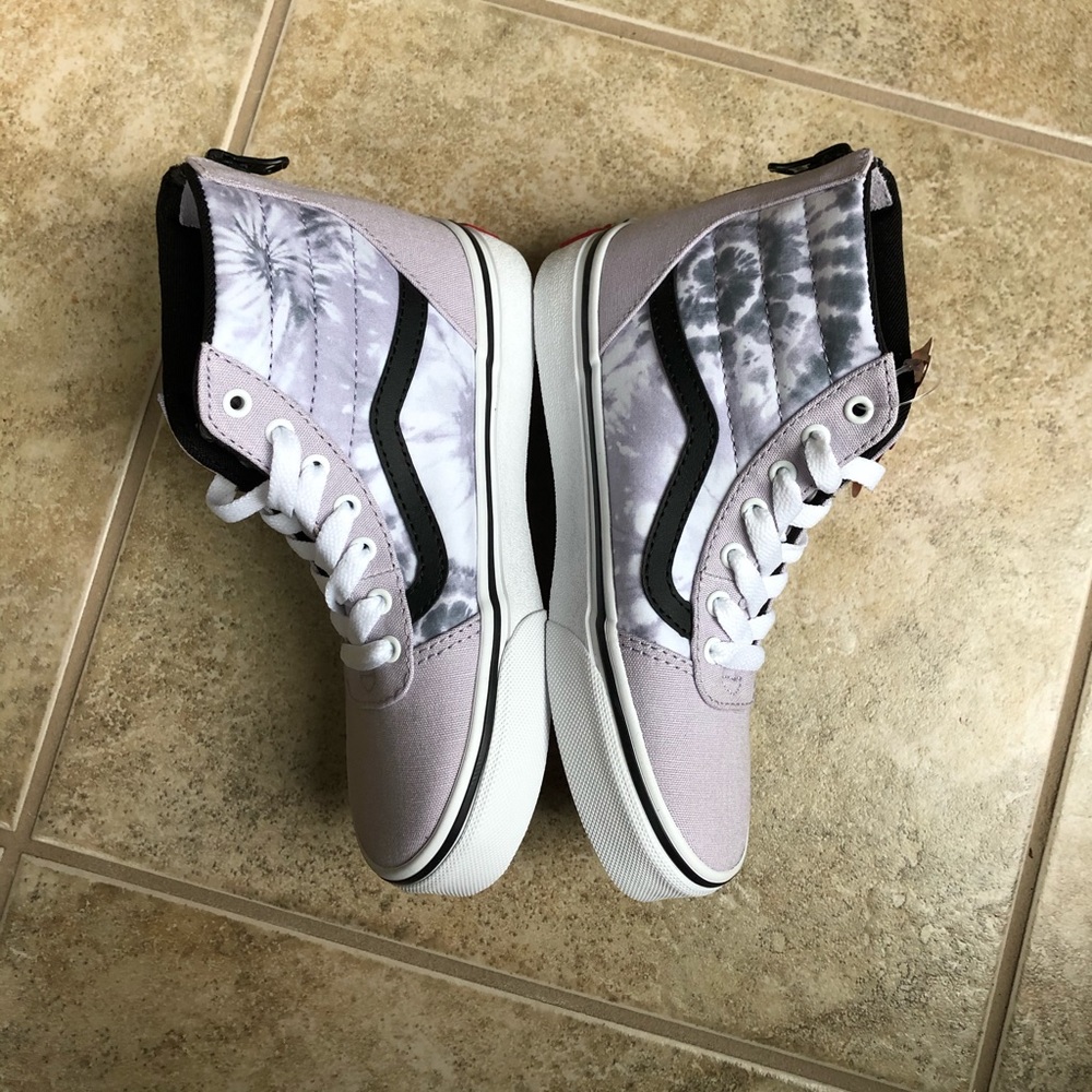 NWT Vans Lavender Tie Dye High Top Skate Shoes